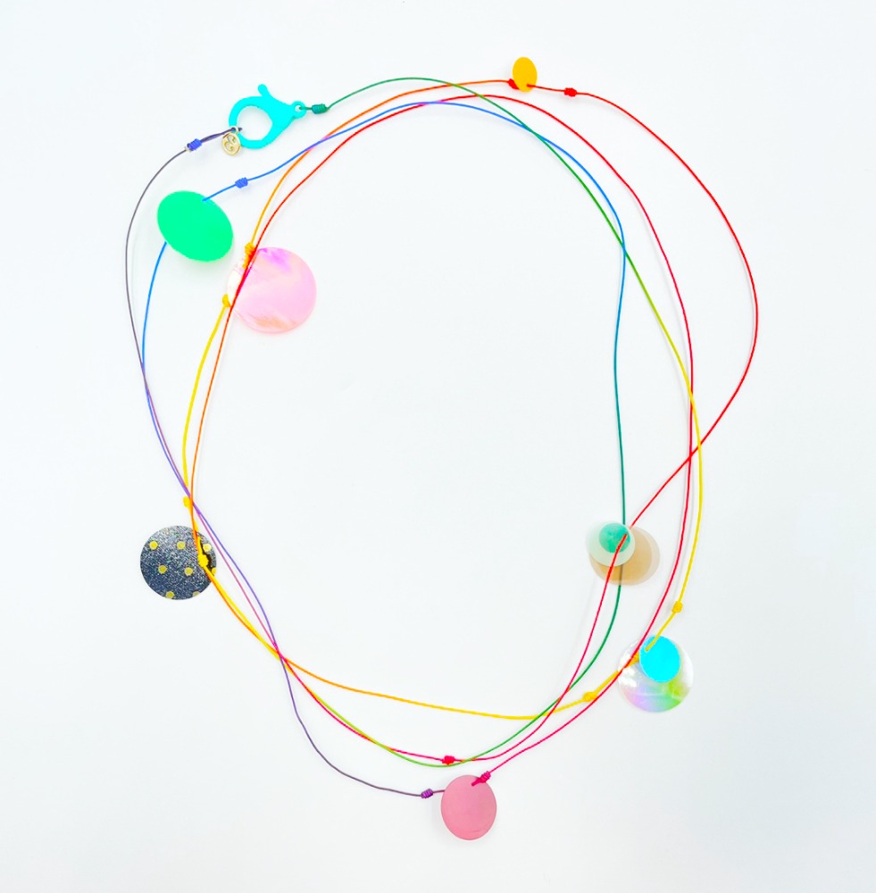 Weave / Juggling necklace / Rainbow